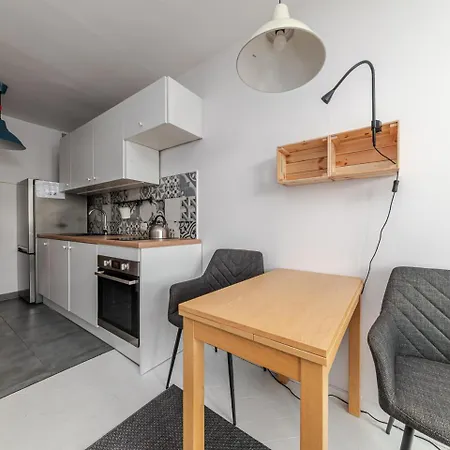 Palace View Apartment *